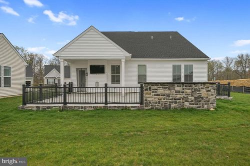 614 Virdin Dr, SMYRNA, DE, 19977-4582 | Card Image