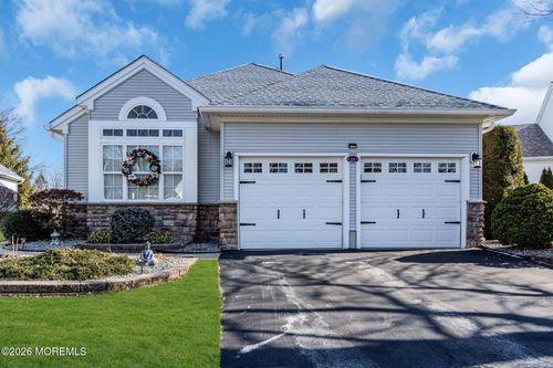 15 Courtney Ln, Manchester, NJ, 08759-6031 | Card Image