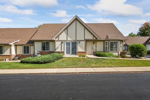 1820-1820 Willow Circle Dr, Crest Hill, IL, 60403-2091 | Card Image