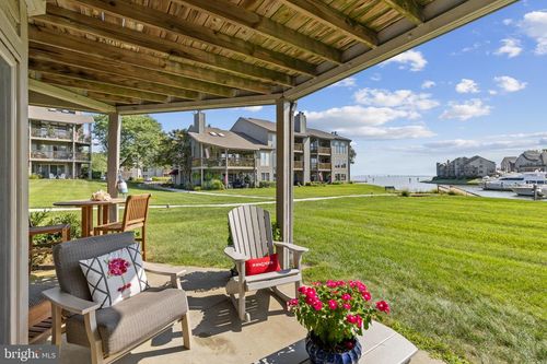 t2-7026 Channel Village Ct, ANNAPOLIS, MD, 21403-3687 | Card Image
