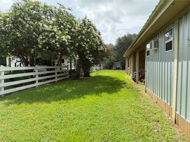 1166 Manak Rd, House other with 3 bedrooms, 3 bathrooms and 3 parking in Sealy TX | Image 25