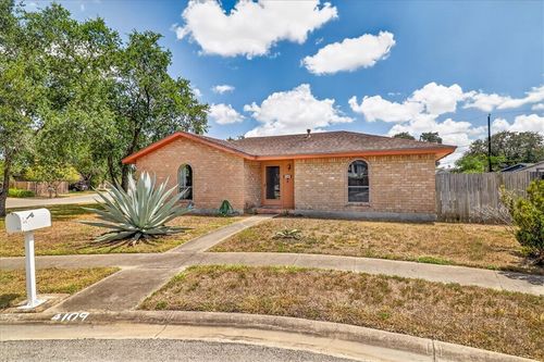 4109 Fonvilla Cir, Corpus Christi, TX, 78410-3852 | Card Image