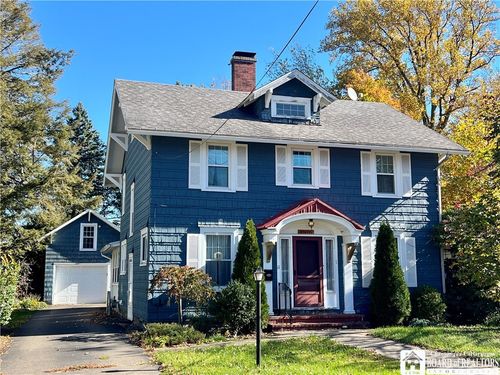 11 Colburn St, Westfield, NY, 14787-1116 | Card Image