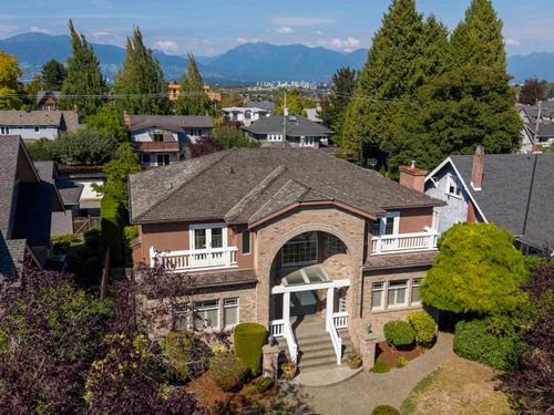 2677 W 34th Ave, Vancouver, BC, V6N2J3 | Card Image
