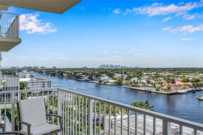 904 - 3020 Ne 32nd Ave, Condo with 2 bedrooms, 2 bathrooms and null parking in Fort Lauderdale FL | Image 1