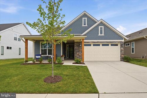 123 Cowbird St, LAKE FREDERICK, VA, 22630-2387 | Card Image