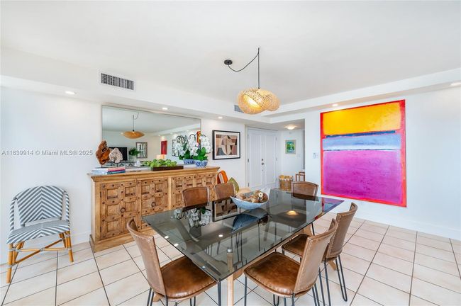 APT-8G - 609 Ocean Dr, Condo with 2 bedrooms, 2 bathrooms and null parking in Key Biscayne FL | Image 9