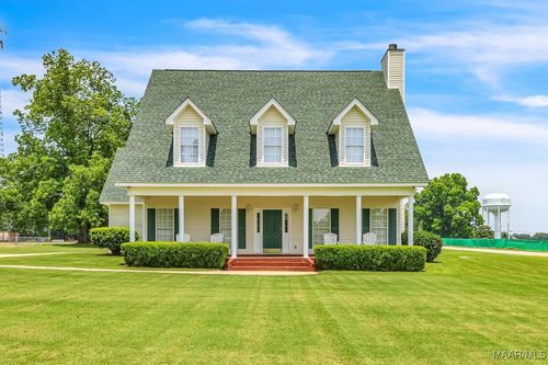 65 Whatley Dr, Deatsville, AL, 36022-3011 | Card Image