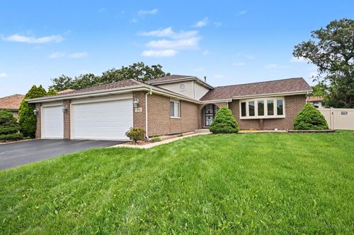 5712 Kathryn Ln, Matteson, IL, 60443-1288 | Card Image