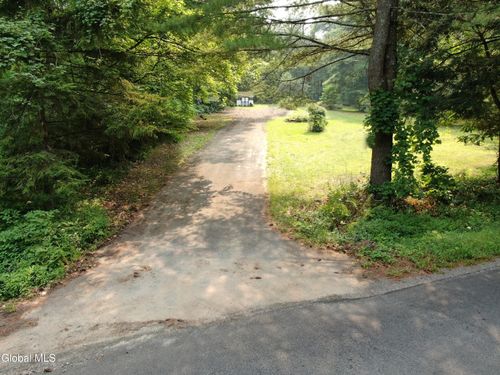 228 Smith Rd, Amsterdam, NY, 12010-6358 | Card Image