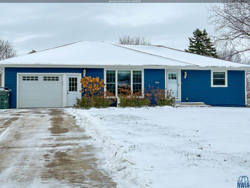 604 S 18th St, Dakota City, NE, 68731-5025 | Card Image