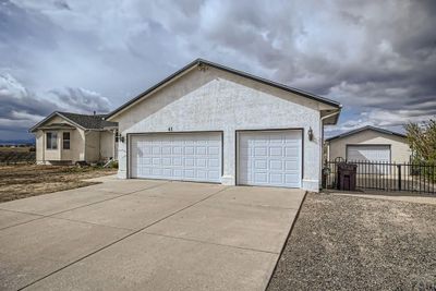 61 S Mc Culloch Blvd W, House other with 5 bedrooms, 1 bathrooms and 5 parking in Pueblo West CO | Image 2