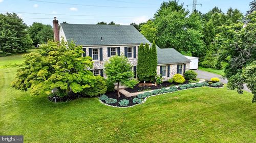 21 Winthrop Rd, LAWRENCEVILLE, NJ, 08648-1557 | Card Image