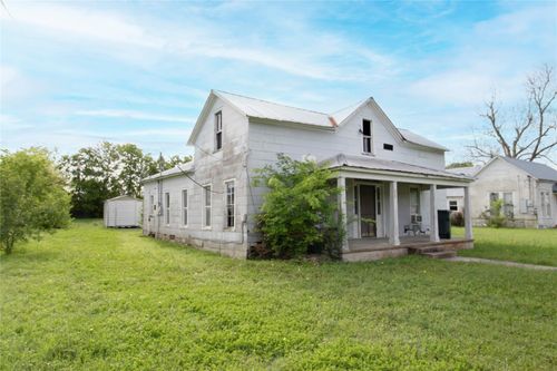 509 S Saint Andrews St, Weimar, TX, 78962-2905 | Card Image