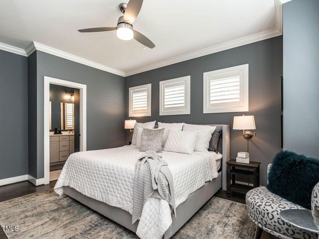 021-1280x960-primary-bedroom | Image 21
