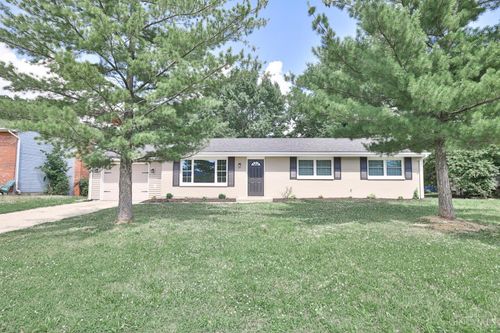 412 Holland Dr, Trenton, OH, 45067-9479 | Card Image