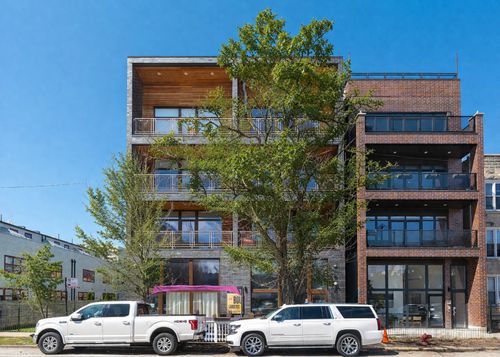 apt-2s-934 California Ave, Chicago, IL, 60622-4492 | Card Image