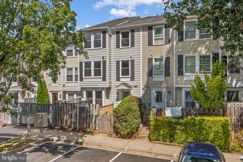 19809 Larentia Dr, GERMANTOWN, MD, 20874-1060 | Card Image