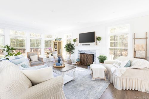 50 N Quarter Rd, Westhampton, NY, 11977-1003 | Card Image