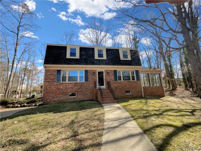 3800 S Middlebrook Court, House other with 4 bedrooms, 2 bathrooms and null parking in Chester VA | Image 1