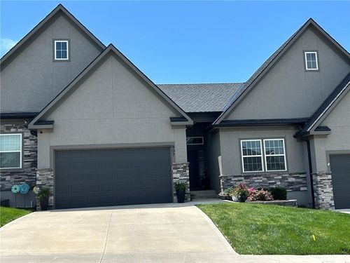 b-807 Ne Algonquin Street, Lee's Summit, MO, 64064 | Card Image