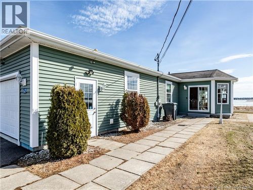 62 Rue Liverpool, Richibucto, NB, E4W5X1 | Card Image