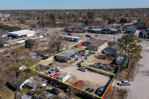 8717 Sunderland Rd, Houston, TX, 77028-1651 | Card Image