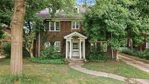 2318 Selma Ave, Youngstown, OH, 44504-1306 | Card Image