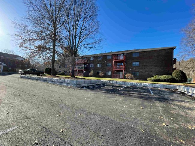 APT-189 - 96 Powers St, Condo with 2 bedrooms, 1 bathrooms and null parking in Milford NH | Image 29