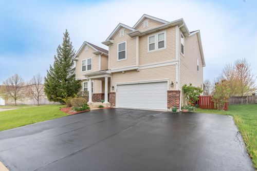 10520 63rd St, Kenosha, WI, 53142-7554 | Card Image