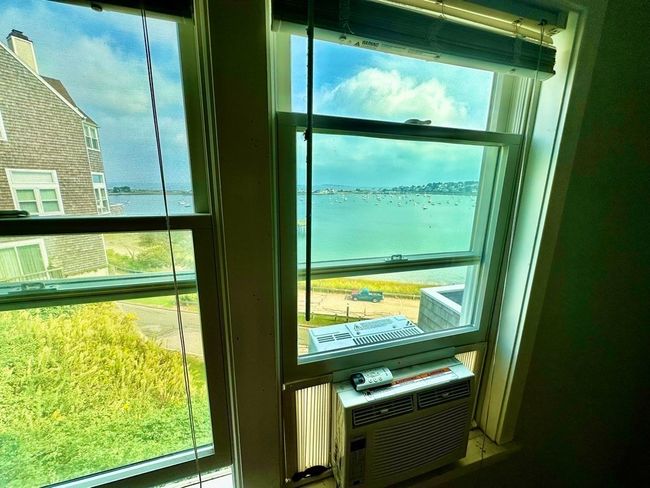 WGARAGE - 11 Spinnaker Hill Ln, Condo with 1 bedrooms, 1 bathrooms and 2 parking in Hull MA | Image 8