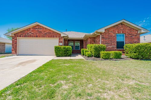 102 Stoney Creek Ln, Terrell, TX, 75160-5139 | Card Image