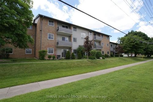 9-635 Wonderland Rd S, London, ON, N6K1M1 | Card Image