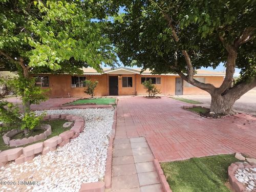 1032 Ash Avenue, Las Cruces, NM, 88001 | Card Image