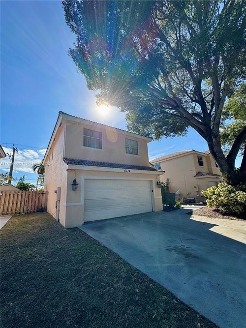 6314 Duval Dr, Margate, FL, 33063-7098 | Card Image