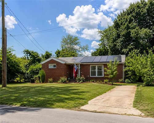 6929 Minnie Ave, Norfolk, VA, 23513-2951 | Card Image