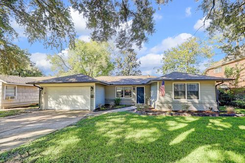 4626 Oakdale St, Bellaire, TX, 77401-2502 | Card Image