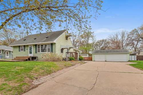 524 Fairmont St Ne, Fridley, MN, 55432-1620 | Card Image