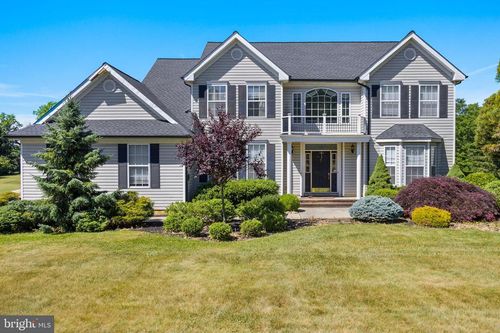 9 Trotter Way, Cream Ridge, NJ, 08514-1721 | Card Image