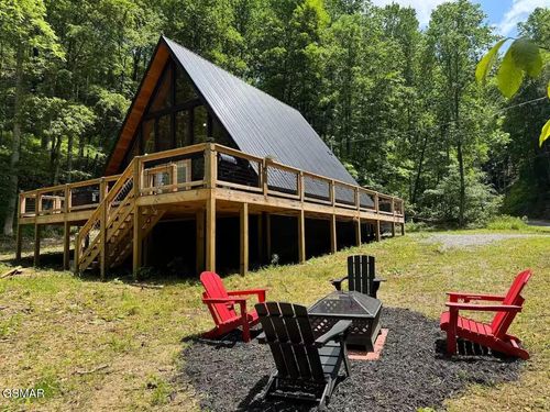 3115 Emerald Springs Loop, Sevierville, TN, 37862-8623 | Card Image
