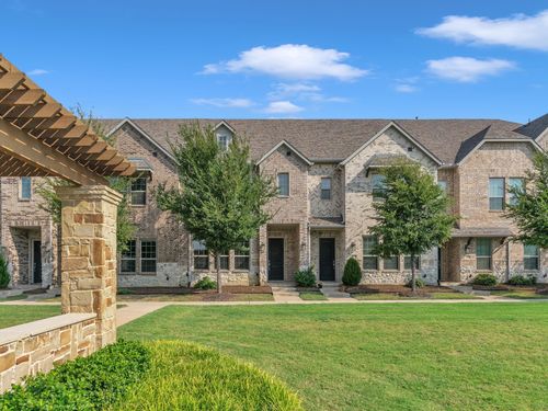 1455 Perrin Ln, Farmers Branch, TX, 75234-1315 | Card Image