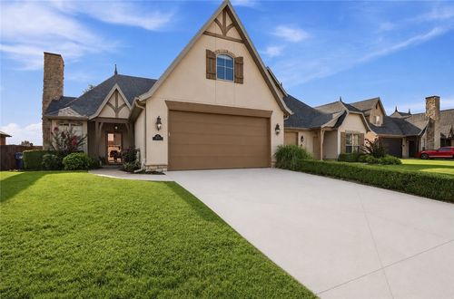 1607 Park St, Lowell, AR, 72745-8882 | Card Image