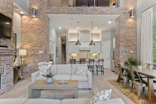 4025 Perkins Lane Aly, Baton Rouge, LA, 70808-3078 | Card Image