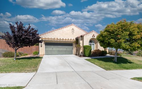 676 Mercury Ave, Lompoc, CA, 93436-1916 | Card Image