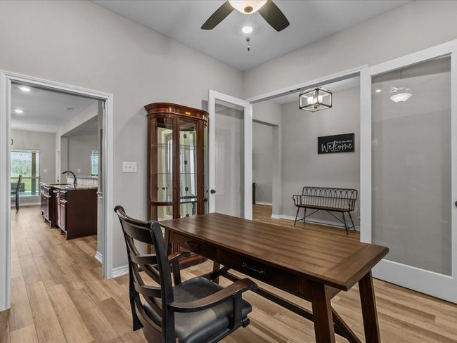 16941 Cowan Rd, House other with 3 bedrooms, 3 bathrooms and 2 parking in Alvin TX | Image 4