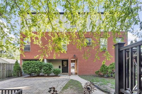 4-4218 W Pine Blvd, Saint Louis, MO, 63108-2973 | Card Image