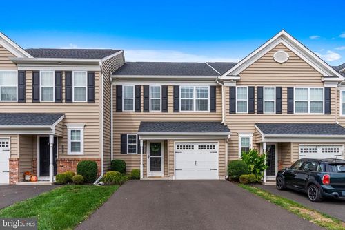 321 W Hamlin Ave, TELFORD, PA, 18969-1448 | Card Image