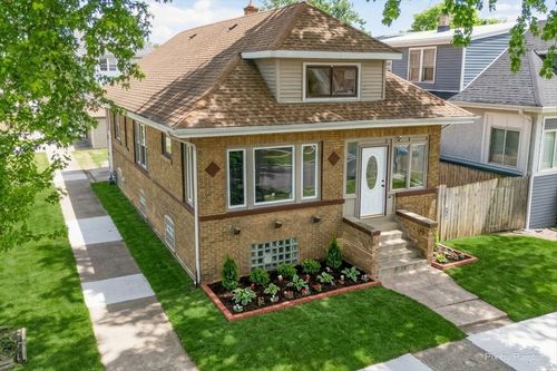 401 23rd Ave, Bellwood, IL, 60104-1618 | Card Image
