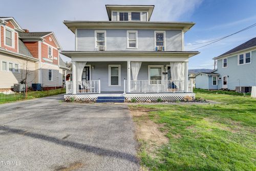 124 N Elm Ave, Erwin, TN, 37650-1224 | Card Image