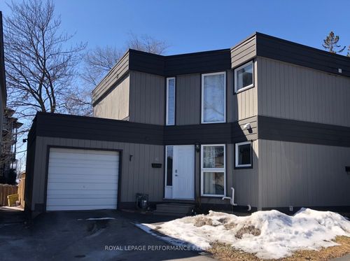 42 Compata Way, Gloucester, ON, K1B4W9 | Card Image